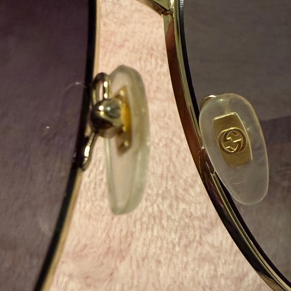 Gucci Sunglasses - Picture 5 of 7